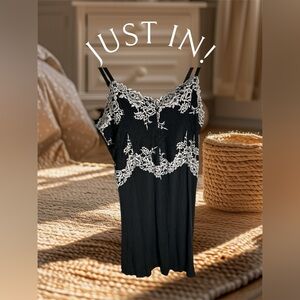 Rachel Roy Night Gown Women’s Sz Medium style# RR9105